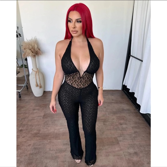 Pants - Elegant Black Lace Jumpsuit